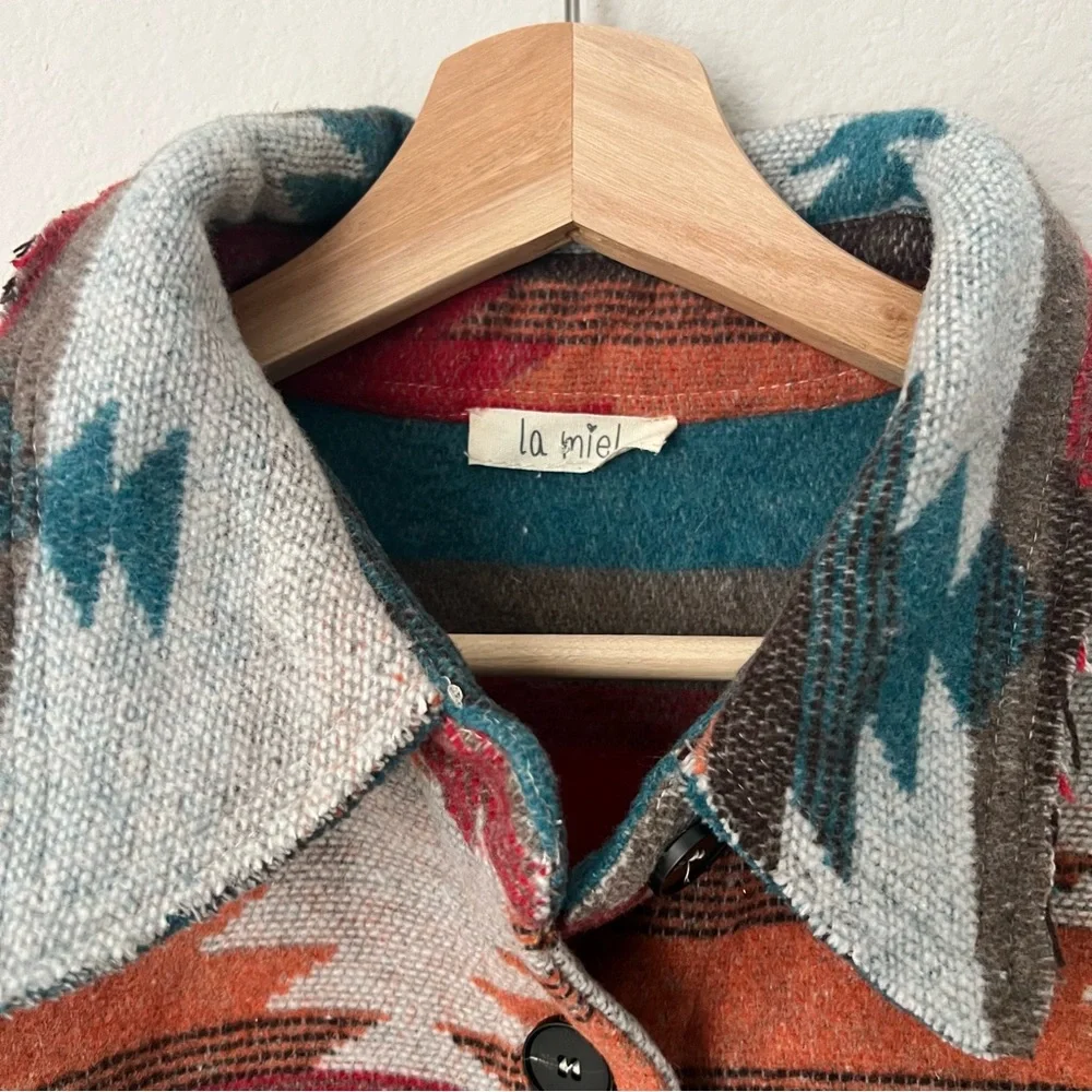 LA MIEL Multicolor Patterned Jacket - Picture 3 of 6